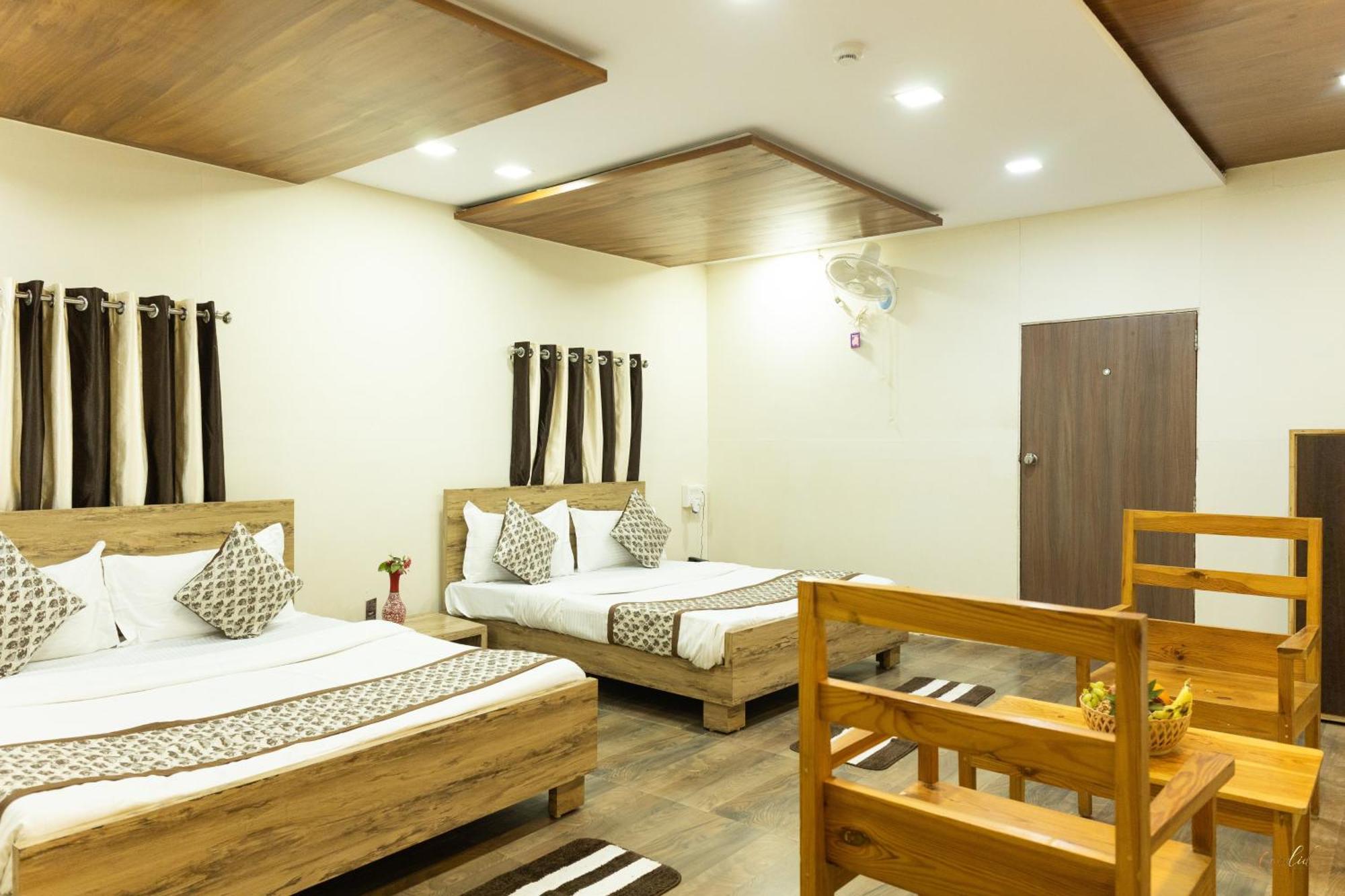 Daksh Resort And Amusement Park Sasan Gir Exterior photo